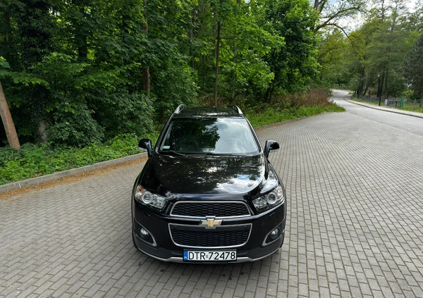 Chevrolet Captiva cena 39900 przebieg: 204000, rok produkcji 2013 z Łeba małe 254